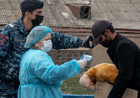 За сутки в Армении COVID-19 заразились еще 1005 человек