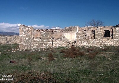 Минобороны АР показало руины села Худавердили Джебраильского района (Фото-Видео)