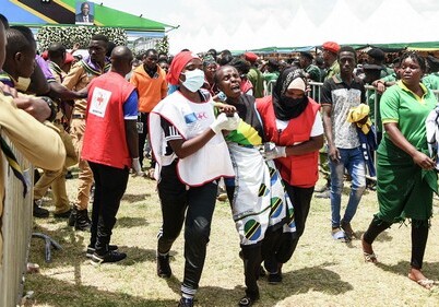 В давке при прощании с умершим президентом Танзании погибли 45 человек