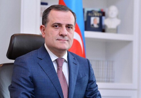 Глава МИД Азербайджана отбыл с визитом в Москву