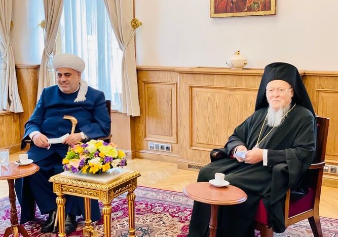 Председатель УМК пригласил Патриарха Варфоломея посетить мечети и церкви Карабаха