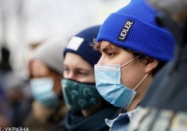 За сутки в Украине выявили более 10 тысяч инфицированных COVID-19