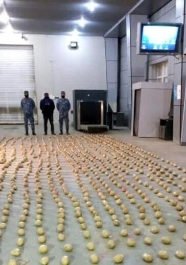 Таможенники Азербайджана пресекли контрабанду из Ирана 213 кг героина (Фото)