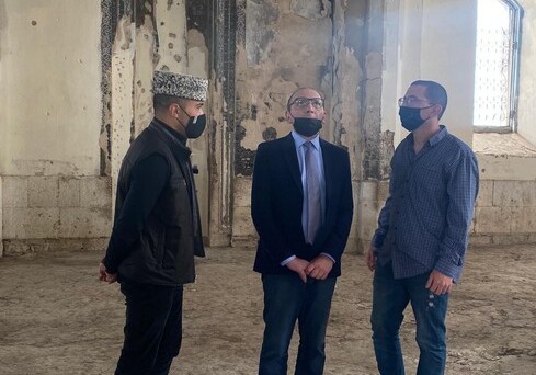 Израильские журналисты посетили в Агдаме разрушенные армянами мечети (Фото-Видео)