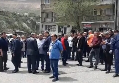Жители Каджарана на юге Армении не пустили Пашиняна в свой город