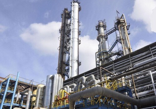 Испания готова участвовать в новых проектах в нефтехимической отрасли Азербайджана