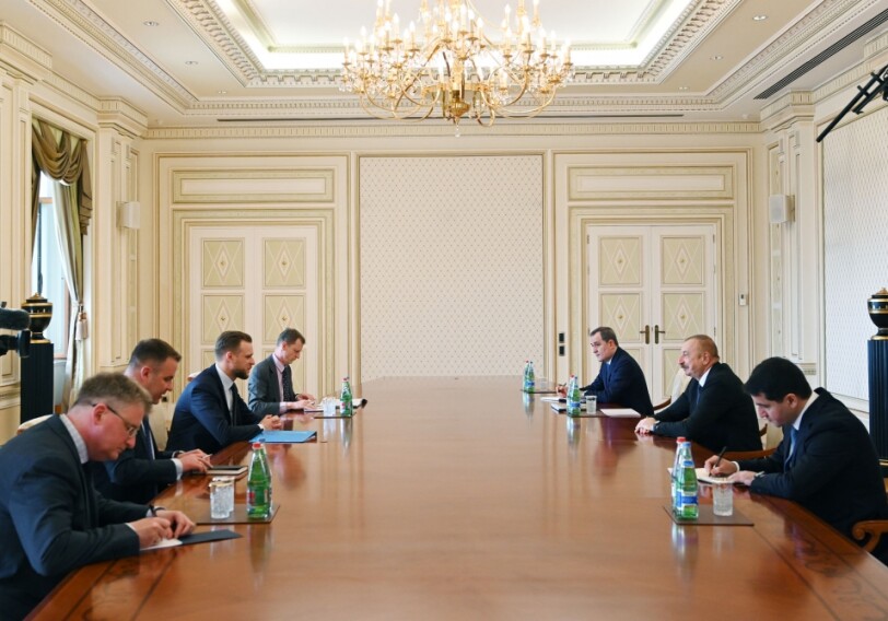 Ильхам Алиев принял делегацию во главе с министром иностранных дел Литвы (Фото)
