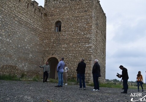 Российские депутаты и эксперты побывали в крепости Шахбулаг в Агдаме (Фото)