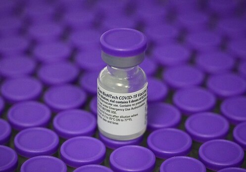 Иран объявил об успешном испытании на людях собственной вакцины от коронавируса