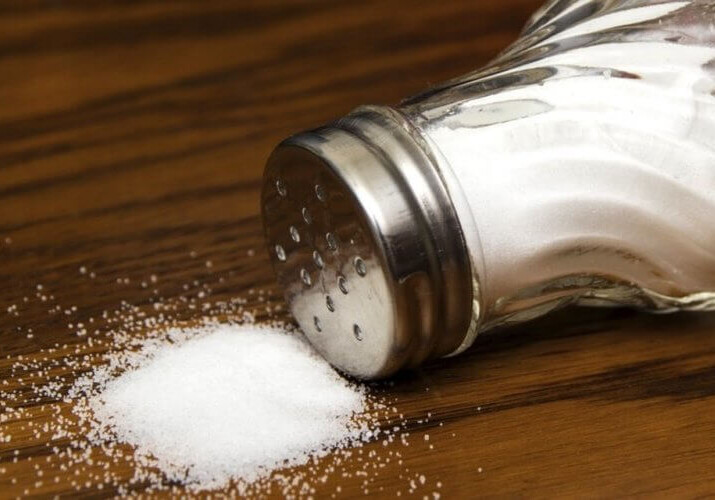 Потребление соли во всем мире в два раза превышает установленную специалистами норму – ВОЗ