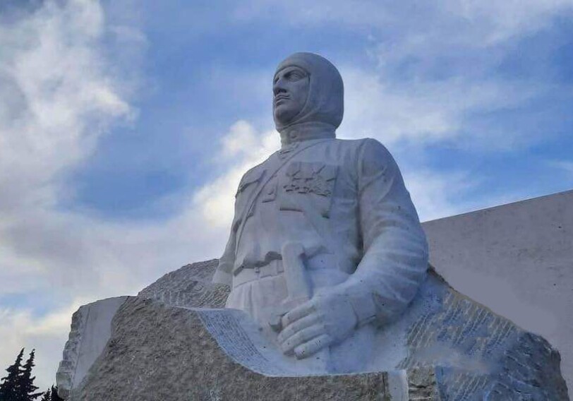 Азербайджанские ветераны обратились к Лаврову с просьбой о сносе памятника Нжде в Ходжавенде