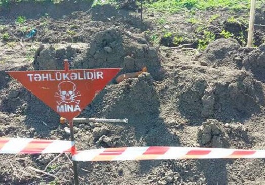 Житель Гедабейского района подорвался на мине на границе с Арменией