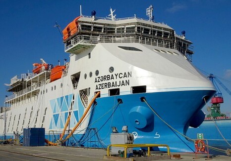 Крупнейший на Каспии паром «Азербайджан» впервые вошел в порт Туркменбаши (Фото)
