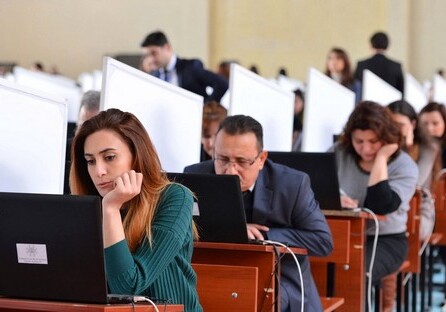 В Азербайджане 20 июня состоится экзамен по приему на госслужбу 