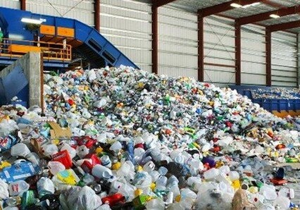 Пластиковые отходы начали использовать в качестве топлива для самолета