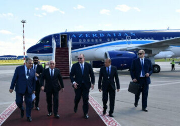 Премьер-министр Азербайджана прибыл в Беларусь