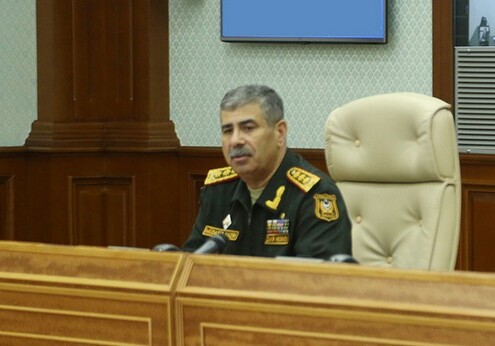 Предпринять незамедлительные меры по пресечению провокаций противника – Поручение министра обороны Азербайджана