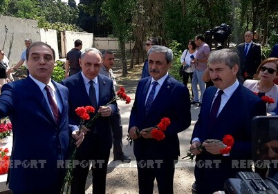 Генпрокуроры Азербайджана и Турции посетили в Гяндже место ракетного обстрела (Фото)