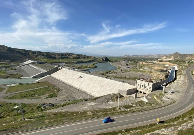 На плотине «Гыз галасы» будут построены две ГЭС