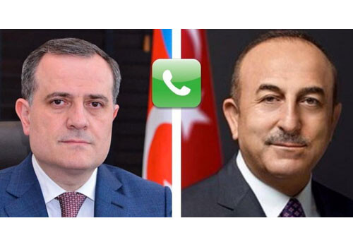 Главы МИД Азербайджана и Турции обсудили двустороннюю повестку и ситуацию в регионе