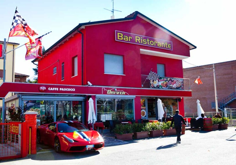 Ferrari «ударится» в моду и изысканную еду для увеличения прибыли