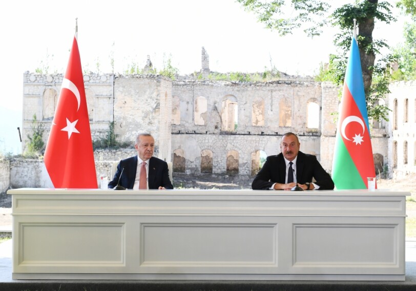 Президенты Азербайджана и Турции выступили с совместными заявлениями для печати (Фото-Видео-Обновлено)