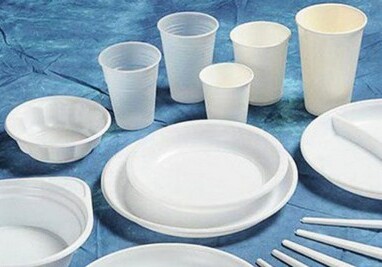 Никакого пластика: в Азербайджане вступает в силу запрет на одноразовую посуду