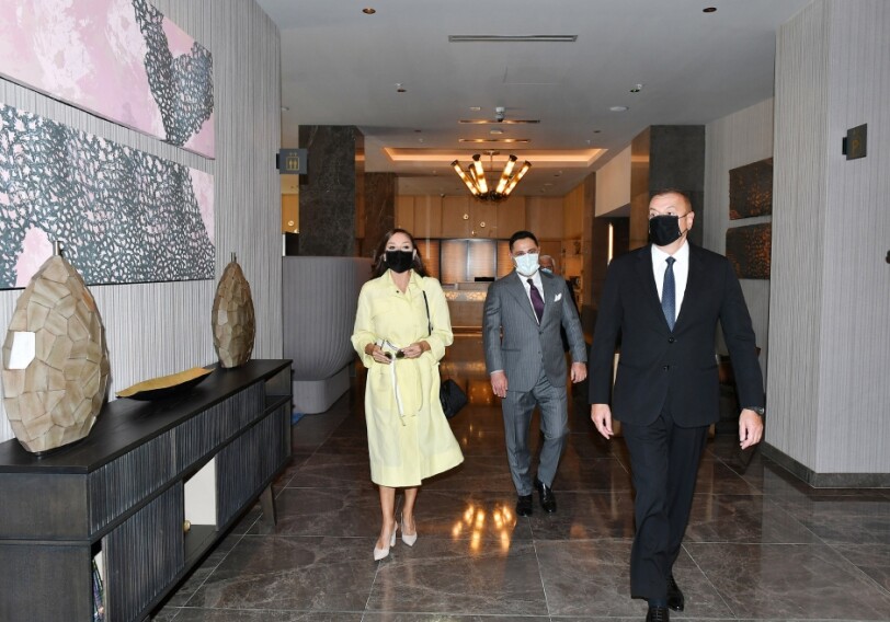 Президент Ильхам Алиев и первая леди Мехрибан Алиева принял участие в открытии отеля «Courtyard by Marriott Baku» (Фото-Видео)