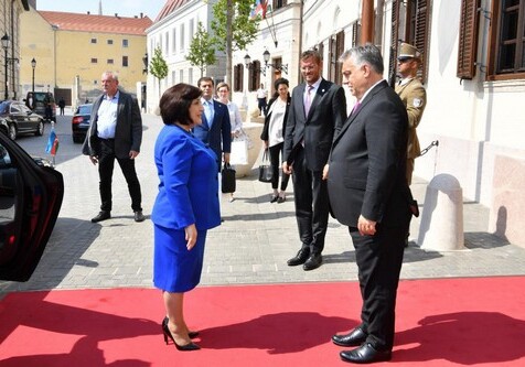 Председатель Милли Меджлиса встретилась с премьер-министром Венгрии