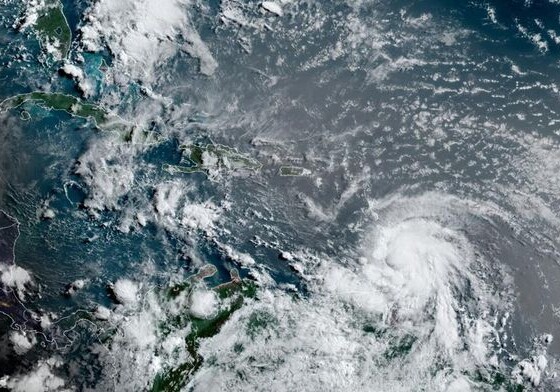 Мощный тропический шторм «Эльза» обрушился на Карибский бассейн