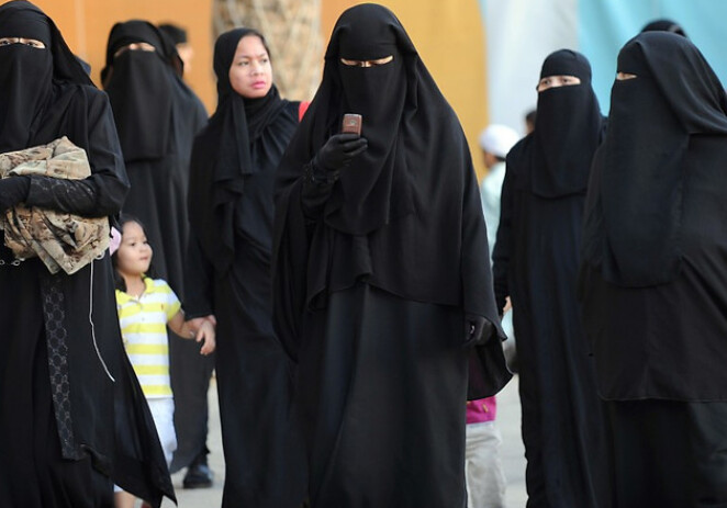 В Узбекистане разрешили носить хиджаб в общественных местах