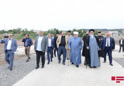 Главы религиозных конфессий посетили территорию в Шуше, где будет построена новая мечеть (Фото)