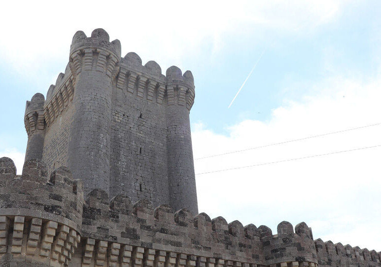 В Баку восстановят Большую мардакянскую крепость и мечеть Туба-Шахи
