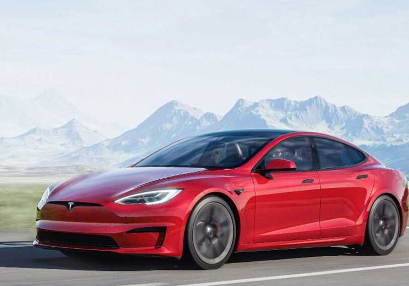 Электромобили Tesla научатся сами переключать передачи