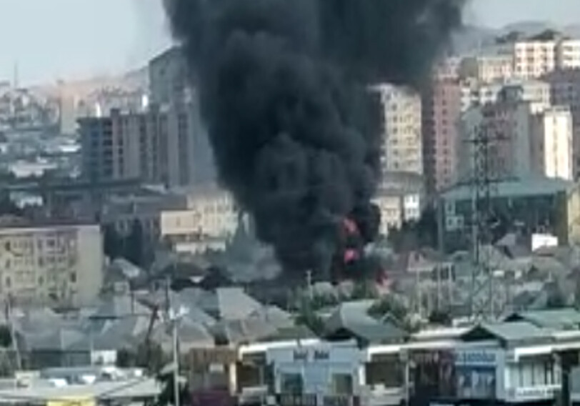 В цехе в Хырдалане произошел пожар (Видео) 