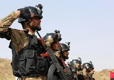 Пакистан перебросил войска на границу с Афганистаном
