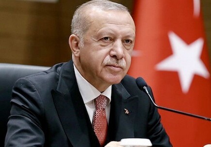 Эрдоган поблагодарил президента Азербайджана за поддержку