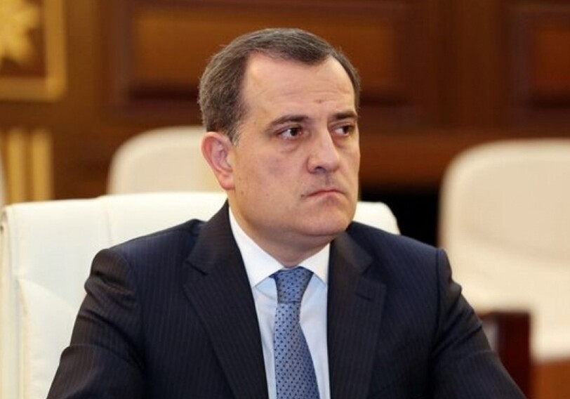 Глава МИД Азербайджана выразил соболезнования Турции в связи с аварией автобуса