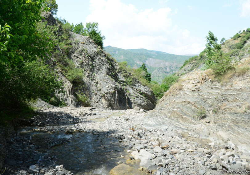Археологи обнаружили в Лагиче водопровод и канализационную систему возрастом 2000 лет