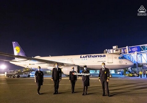 Lufthansa возобновила полеты в Баку (Фото)