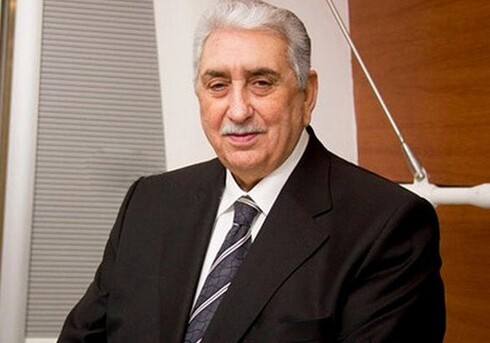 Народный артист Азербайджана вернулся на родину после лечения в Турции