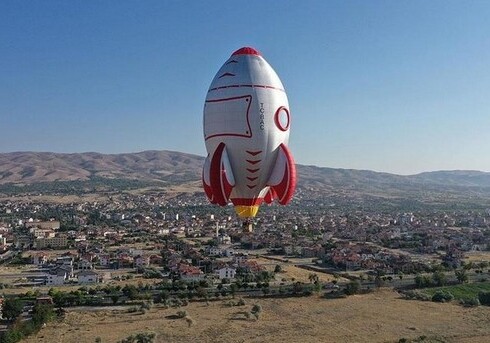 В Каппадокии в небо поднимется крупнейший в мире «летающий флаг» Турции
