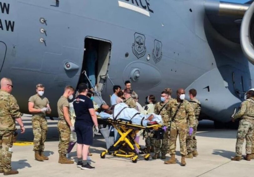 Афганская женщина родила ребенка в самолете ВВС США во время рейса из Кабула
