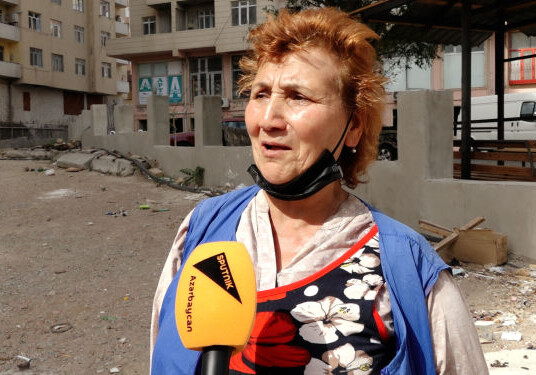 Как бекская внучка стала уборщицей и прославилась в Баку за один день (Видео)