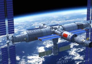 Китай построит в космосе многокилометровую станцию