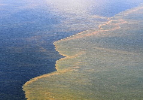 Густое нефтяное пятно появилось в Мексиканском заливе после урагана «Ида»