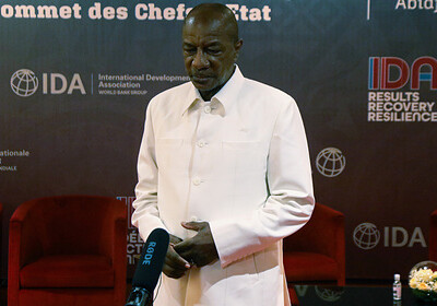Мятежники задержали президента Гвинеи