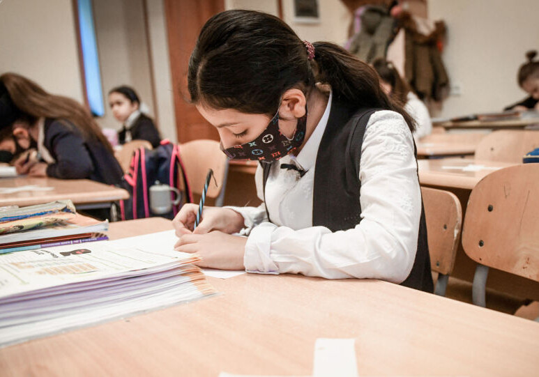 Кабмин принял решение о начале занятий в Азербайджане- Изменены даты каникул в школах