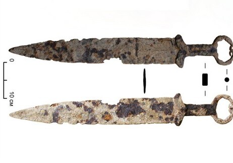 В России в пункте приема металлолома обнаружили меч железного века