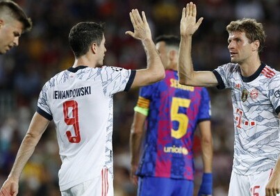 Лига чемпионов: «Барселона» пропустила 3 гола от «Баварии», «МЮ» уступил «Янг Бойз»